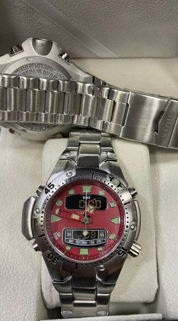 Relógio Citizen Digital Vermelho com Pulseira de Aço Inoxidável no Atacado e Dropshipping