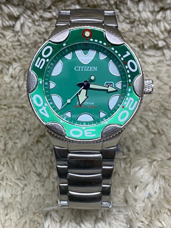 Relógio Citizen Diver's 200M Verde com Pulseira de Aço Inoxidável no Atacado e Dropshipping
