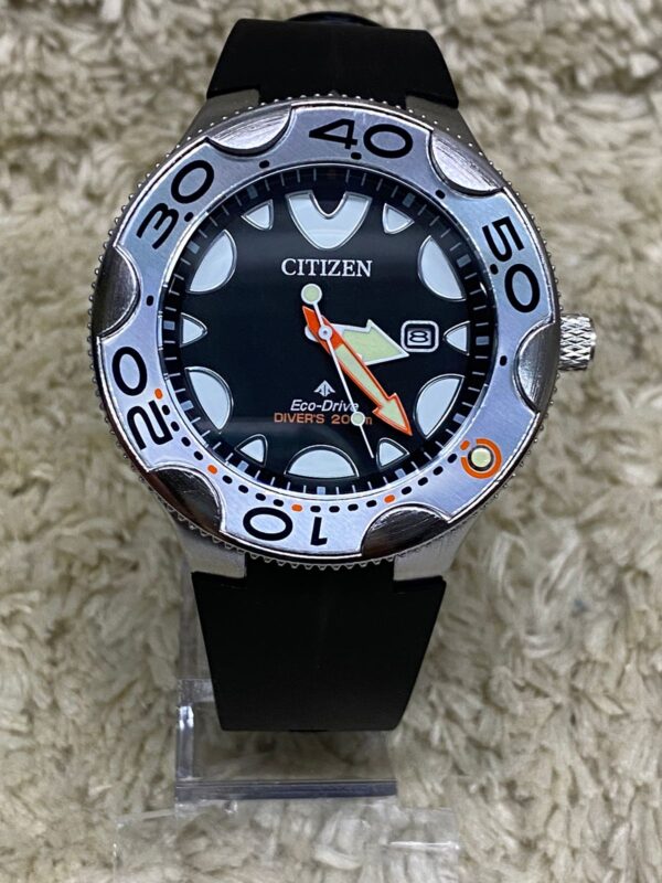 Relógio Citizen Eco-Drive Diver's 200M Preto E Prata com Pulseira de Borracha no Atacado e Dropshipping